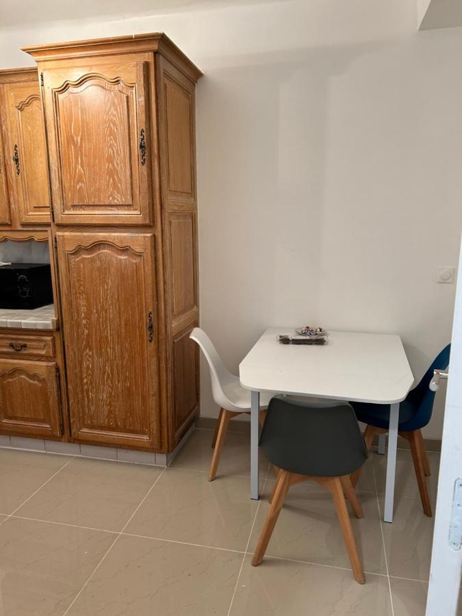 Chambre 14M2 Маси Екстериор снимка